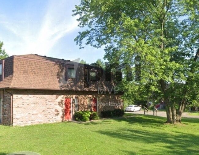 Photo - 2761 Wedge St