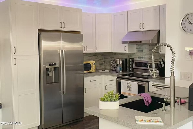 Building Photo - 16627 N 45th Pl Unit # A