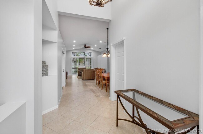 Photo - 9895 Tallyrand Dr