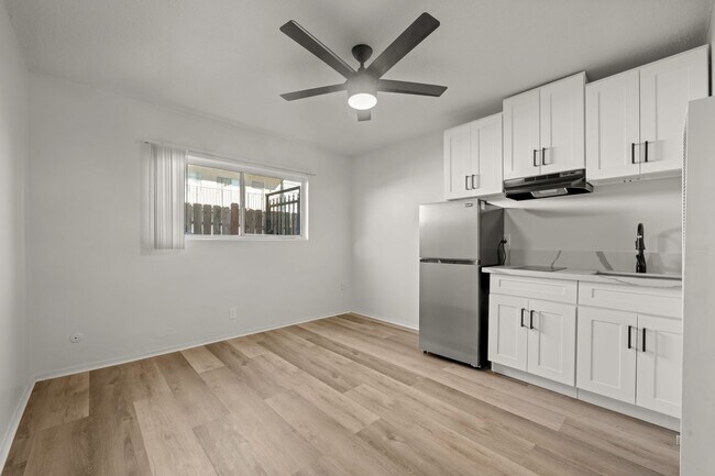 Photo - 11143 S. Inglewood Ave.