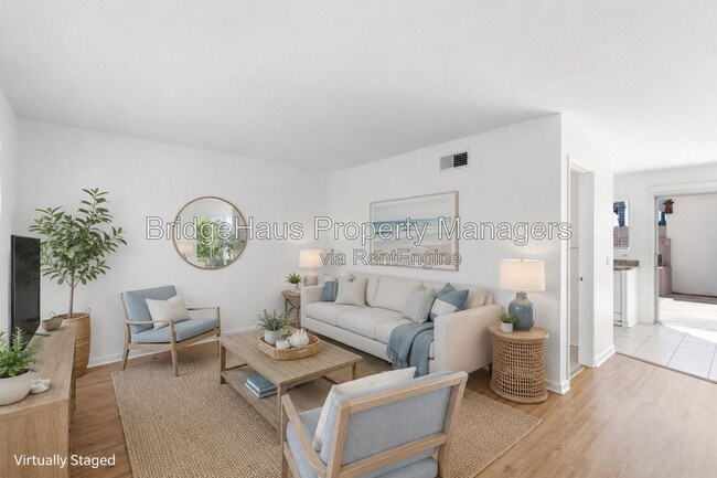 Photo - 3550 Sandpiper Pl