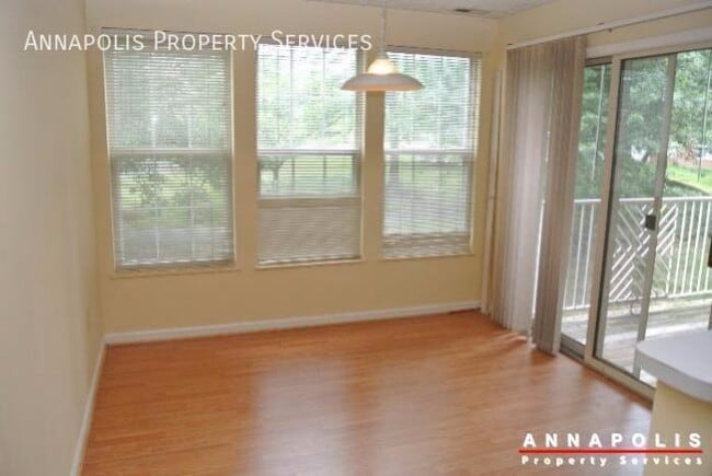 Photo - 700 Orchard Overlook Unit 202