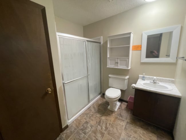 Photo - 409 Angie St