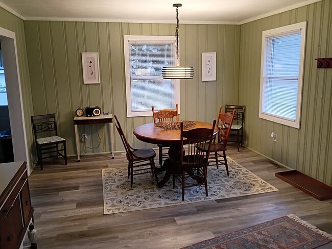 Photo - 207 Walnut St