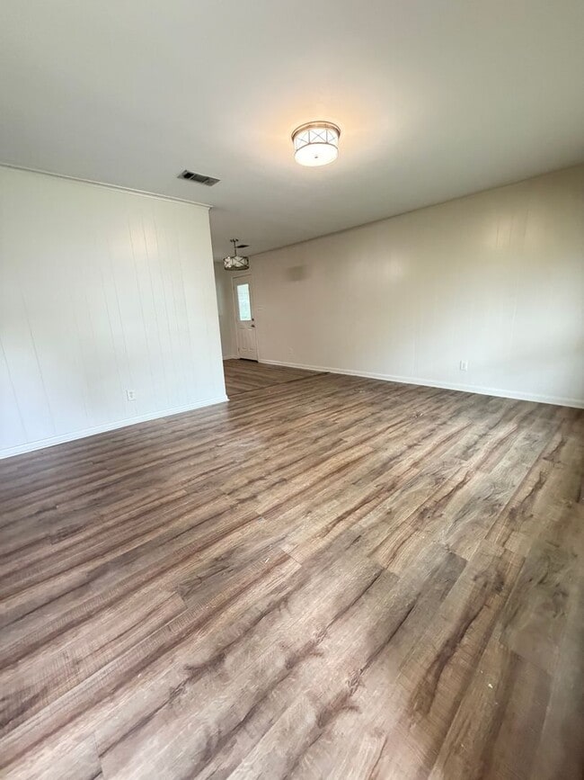 115 Choctaw Rd