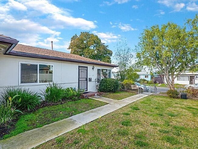 Photo - 4893 Coconino Way Unit 1