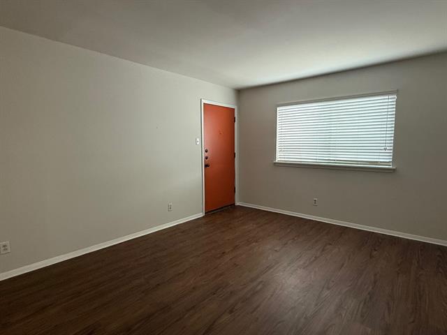 Photo - 5004 Live Oak St Unidad 111