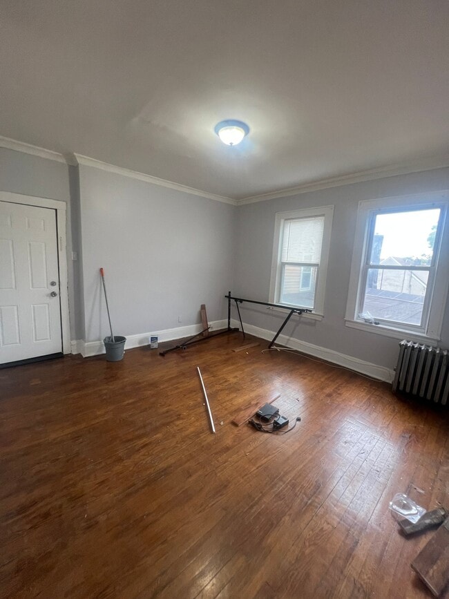 4 Eaton Pl