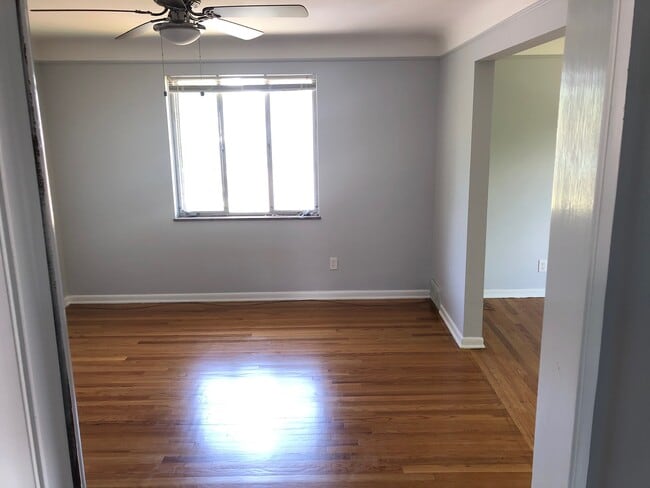 Photo - 3442 Warren Rd