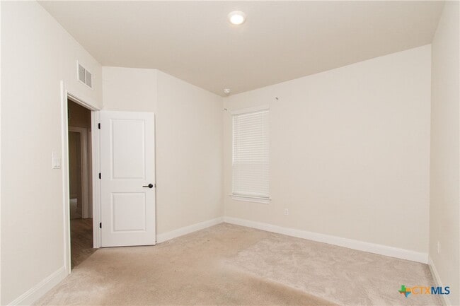 Photo - 250 Sugar Cane Rd
