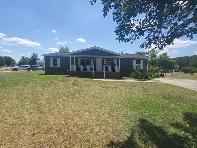 Photo - 2001 McGuire ~ McDougald Downs