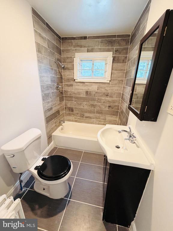 Photo - 107 E Pastorius St