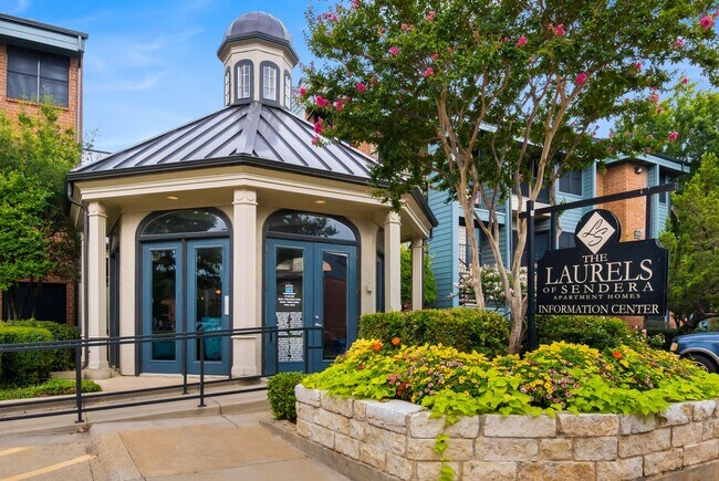 Photo - Laurels of Sendera