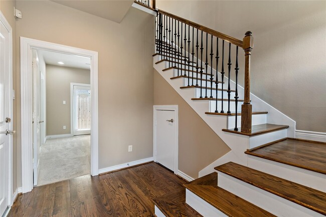 Photo - 4312 Dickson St Unidad B