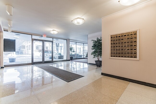 Photo - 522 21st St NW Unit 211