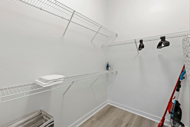 209 S Kings Dr Unit SI ID1273596P