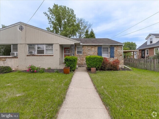 Building Photo - 112 5th Ave Rental
