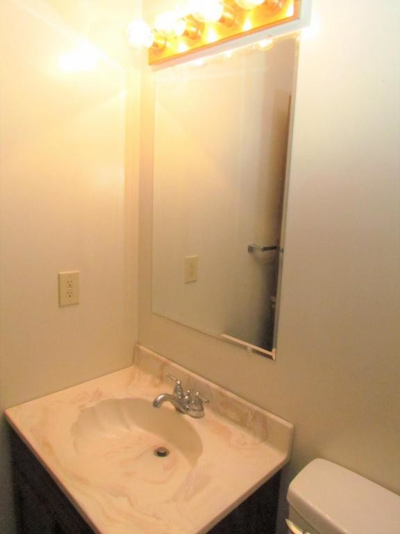 Photo - 1172-B South Lincoln