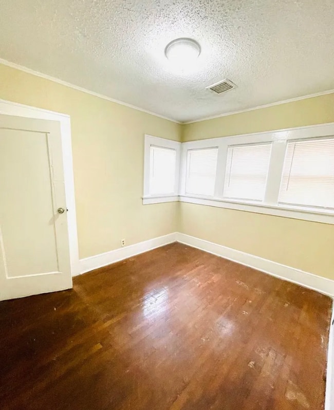 Photo - Spacious 4 Bed/2 Bath Single Family Home in Montgomery, AL - Available 11/3 - $1200