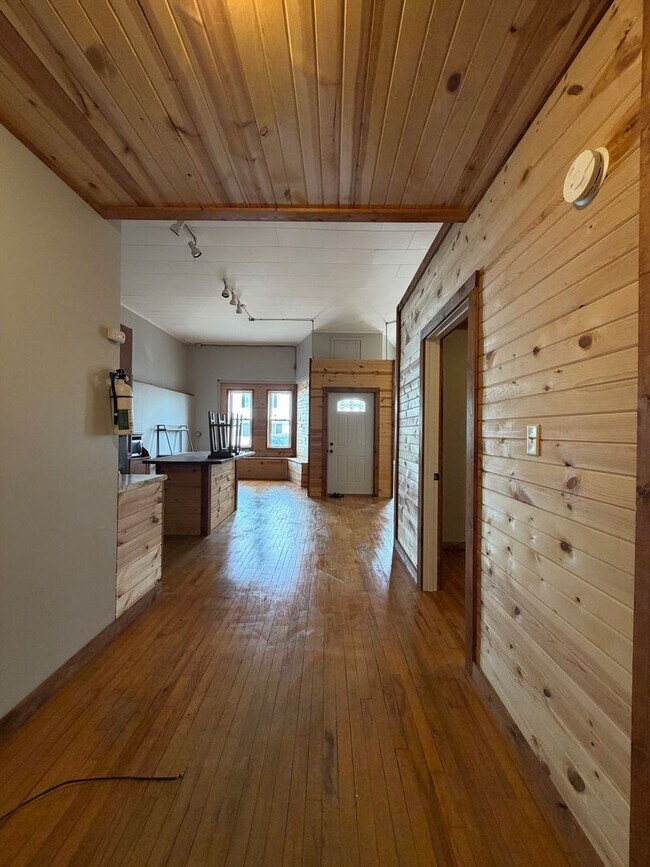 Photo - 311 Main St Unit 4