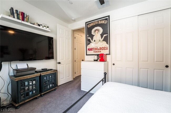 Photo - 128 Kimberlite Dr