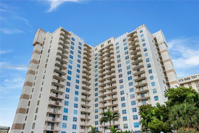 Photo - 1865 S Ocean Dr Condominio Unidad 12E