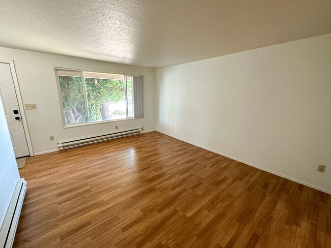 Photo - DALLASCT514 Unit 03