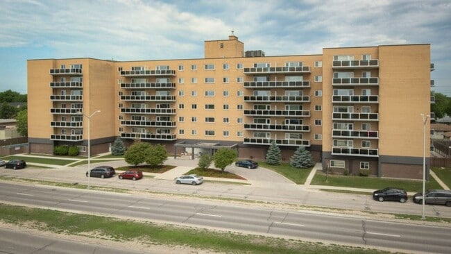 Building Photo - Morgan Manor Unit 881