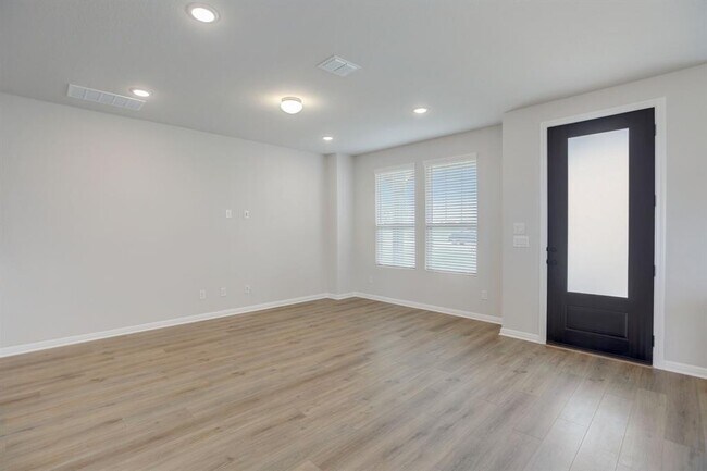 Photo - 125 Clemens Dr