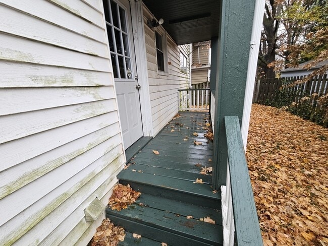 Photo - 3341 Hyde Park Ave