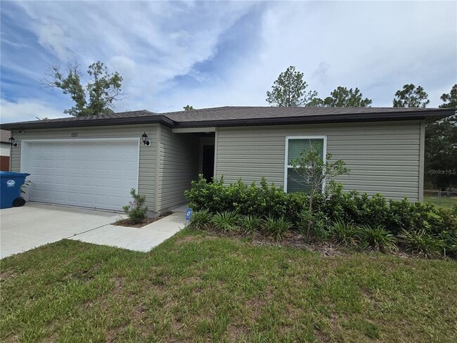 Building Photo - 15271 Green Jay Rd