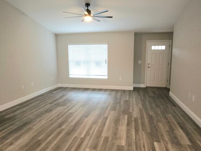 116 Pine Trce