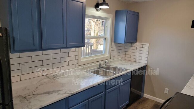 Photo - 400 Gallatin St