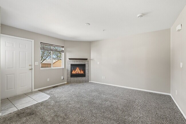 Photo - $1,840.95 - 2-bed/2.5-bath Townhome in Longmont Unidad O-5