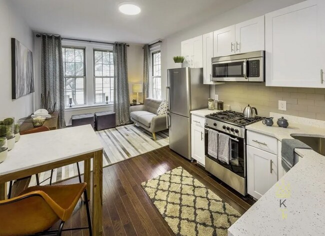 Building Photo - 6 Clearway St