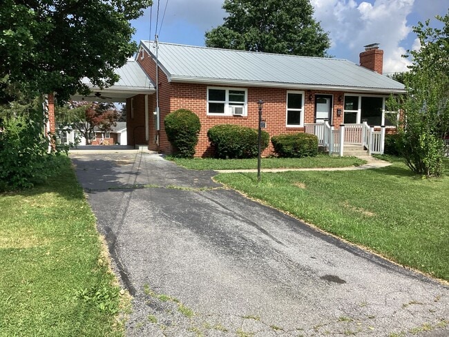 Photo - 320 Landis Ave House