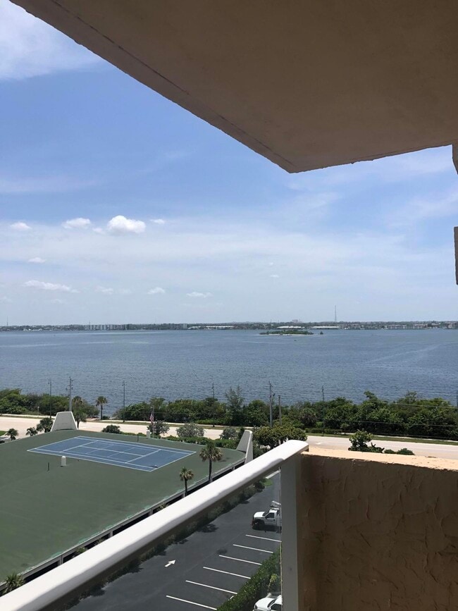 5440 N Ocean Dr Unit 803