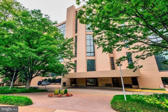 Photo - 1101 S Arlington Ridge Rd Unidad 216