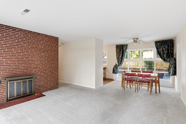 Photo - Bright & Comfortable Home with Private Patio and Covered Parking