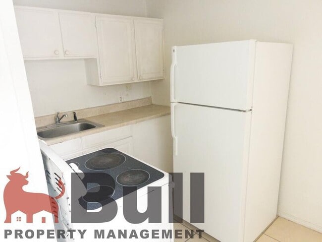 Photo - 905 W Anderson St Unit B