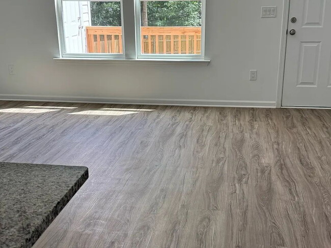 "Spacious 3-Bedroom Duplex Retreat at 705 West Parker Road, Greenville