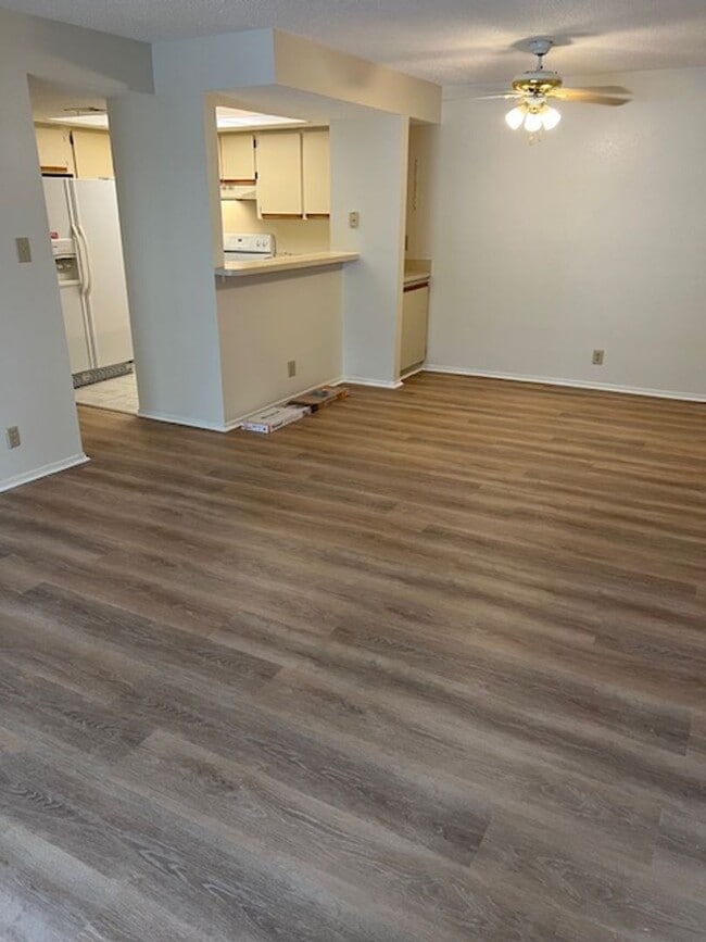 19505 Quesada Ave Unidad A203