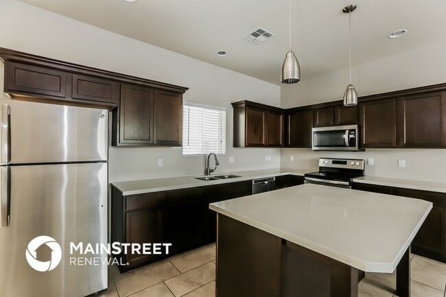 Photo - 2000 N 36th St