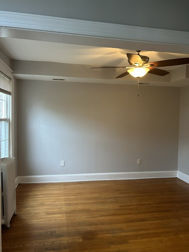 Photo - 1039 Quebec Pl NW