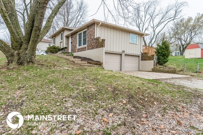 Photo - 4700 Bond St