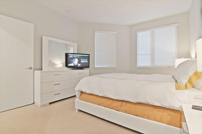 1255 Pear Ave Unit GO ID1625864P