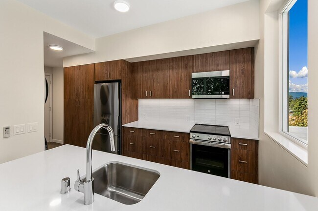 Photo - Fremont View: Modern Classic Collection