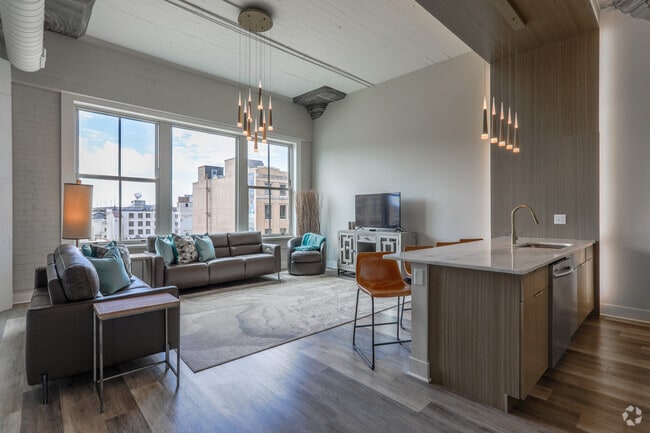 1 Bed/ 1 Bath at The Huffman
