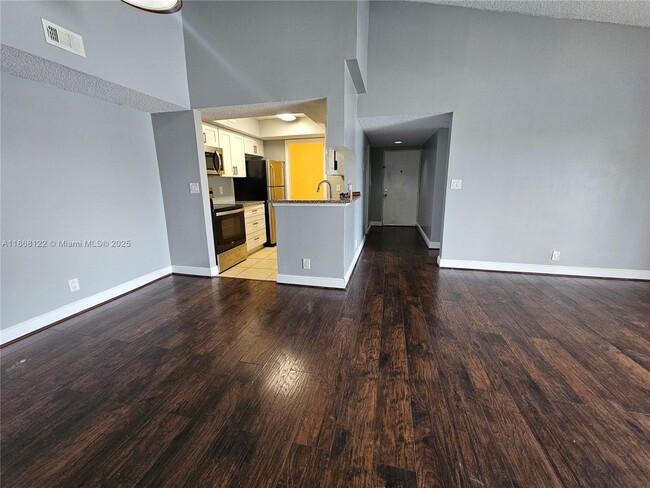 Building Photo - 5686 Rock Island Rd Unit 136 Rental