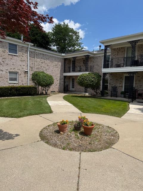 Photo - 24212 E River Rd Condo Unit 8